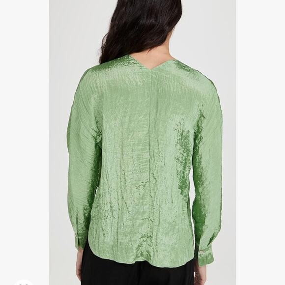 Vince Double V Neck Blouse Pistachio Size Small - Picture 3 of 7
